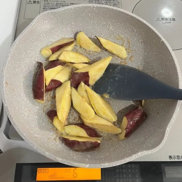 タレが煮詰まって茶色くなった写真（撮影：grapeフード編集部）