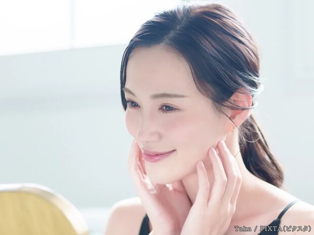 ふとした瞬間の『への字口』を卒業！仕事机に鏡を置いて気づいた、心地よい変化とは