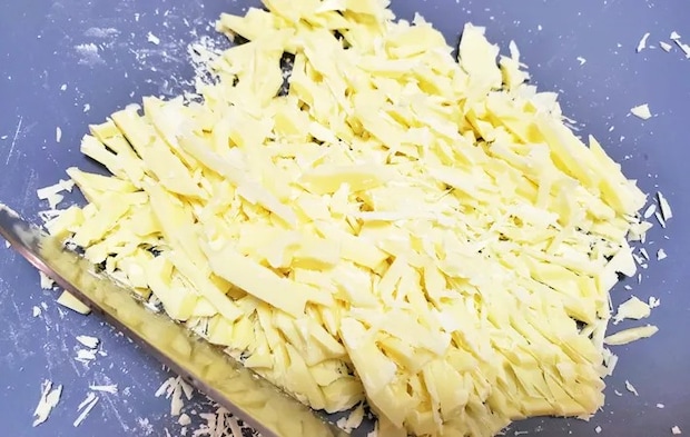 『“香る抹茶ラテ”の生チョコ』を作る写真（撮影：エニママ）