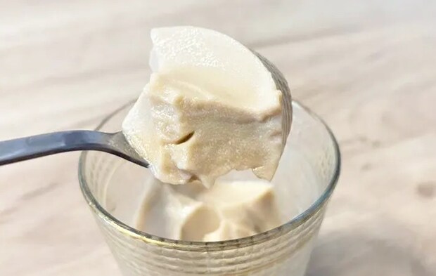 『ほうじ茶ラテで作るプリン』の完成写真（撮影：キジカク）