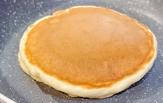 普通の『ホットケーキ』を焼いた写真（撮影：キジカク）