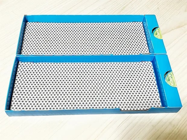 キリの空き箱の引きだし部分を並べた場面（撮影：grapeライフハック編集部）