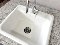 捨てる前の『トイレットペーパーの芯』が…　まさかの掃除グッズ化に「目からウロコ」【水回り対策4選】