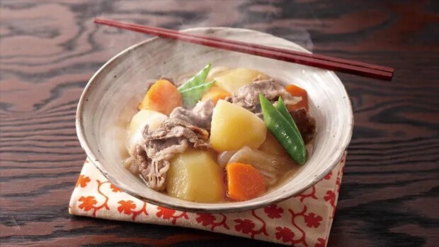 『肉じゃが』の写真