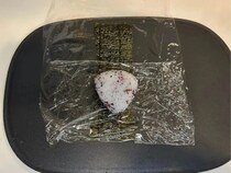 おにぎりの海苔はこう包む！　弁当に入れたら「コンビニと同じ音がする！」と子供が驚いた