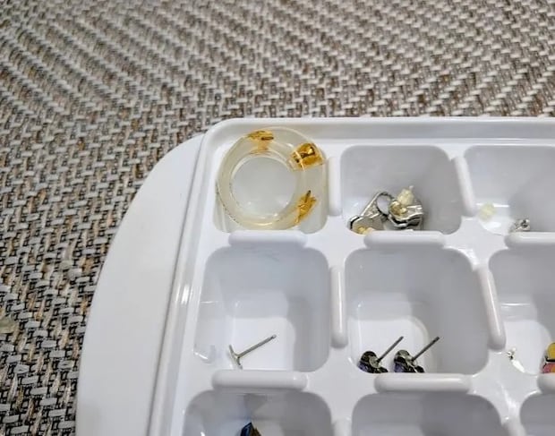 製氷皿の形状（撮影：grapeライフハック編集部）