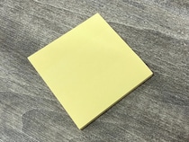 付箋、正しく剥がせてる？　クルンと丸まらないコツは“向き”が重要だった