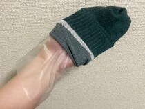 0円で隙間掃除も楽々できる　『捨て時の靴下』でお風呂のサッシから蛇口までピカピカに