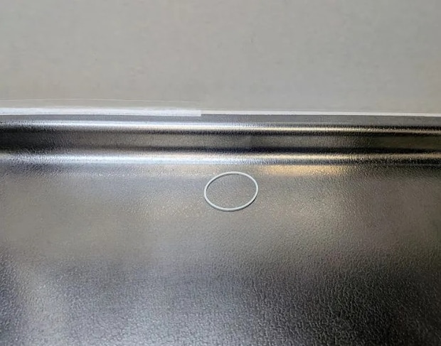 輪ゴムを置いた様子（撮影：grapeライフハック編集部）