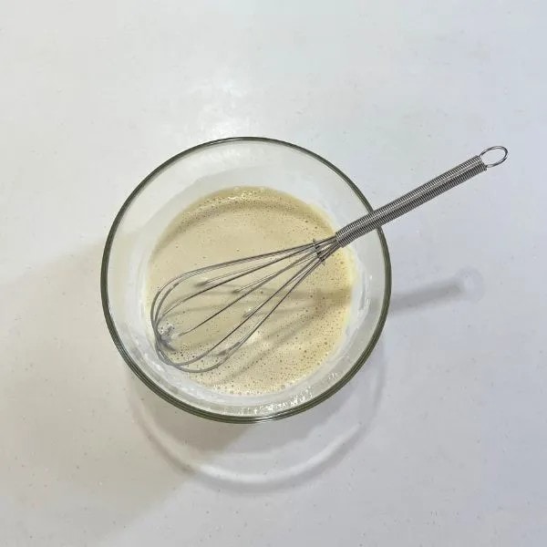 天ぷら粉をといた様子（撮影：grapeフード編集部）