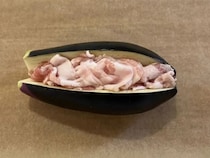 豚肉を挟んだナスにチーズをのせて…　完成したモノに「子供が爆食い」「今晩コレ」