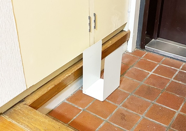 ブックエンドの活用写真（撮影：grapeライフハック編集部）