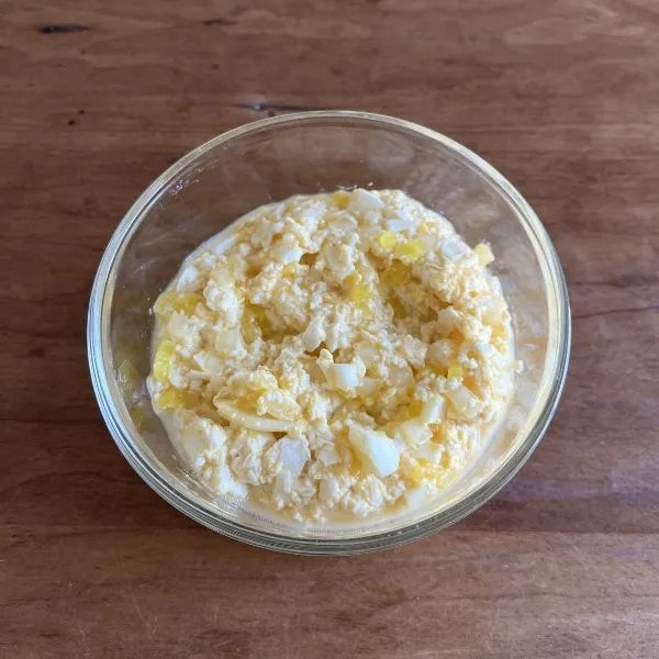 完成した豆腐のタルタルソース（撮影：grapeフード編集部）