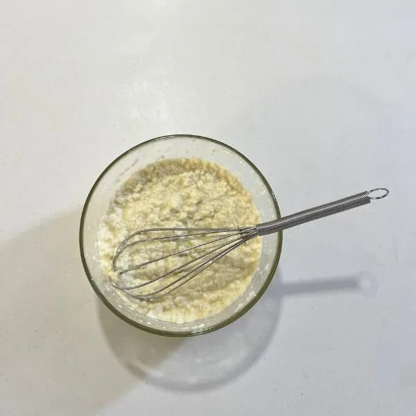 再度加熱している豆腐のチーズフォンデュの様子（撮影：grapeフード編集部）