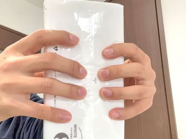 道具は不要! ソフトティッシュの楽な開け方2つを実践!「画期的だ」「次からこうする」