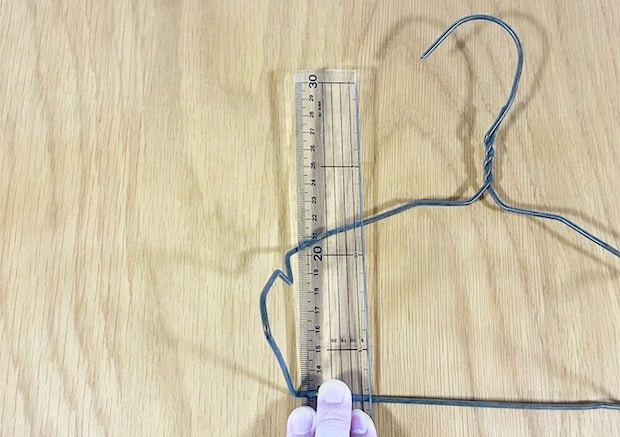 針金ハンガーの活用写真（撮影：grapeライフハック編集部）