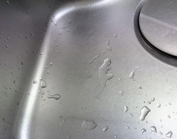 汚れたシート（撮影：grapeライフハック編集部）