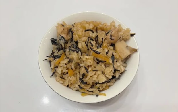 茶碗に盛った写真（撮影：エニママ）