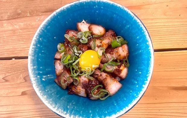チャーシュー丼の完成写真（撮影：エニママ）