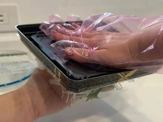 刺身のパックはひっくり返して…　食べる前の一手間に「目からウロコ」