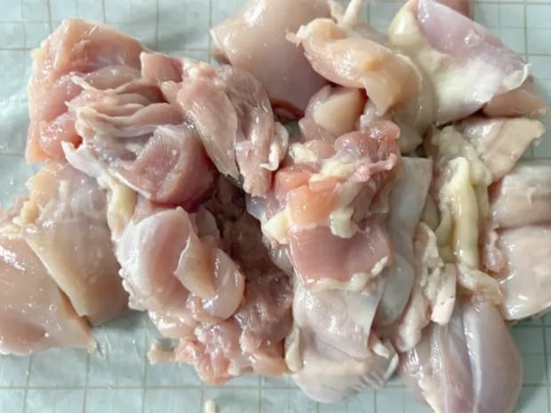 から揚げを見た息子「なんかかかってる…」　冷蔵庫の調味料を混ぜるだけで、ご飯が止まらない