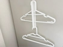 100均の『タオルバー』が使える！　意外な活用法を試してみた【3選】