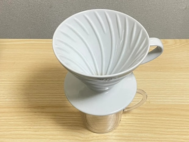 コーヒーフィルターを切らしても大丈夫　家にある『キッチンタオル』を折って広げれば代用できる？