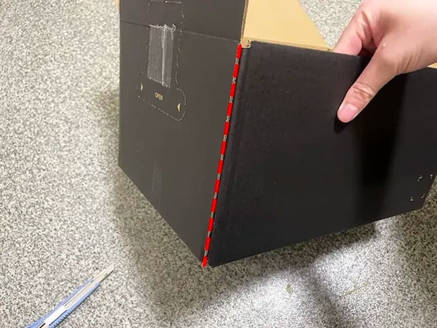 ダンボールの接着面の写真（撮影：grapeライフハック編集部）