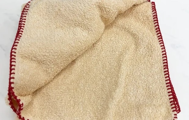 『ベージュ色のタオル』の写真（撮影：Heulie）