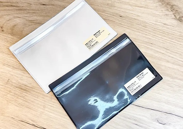 『片面クリアケース』の写真（撮影：キジカク）