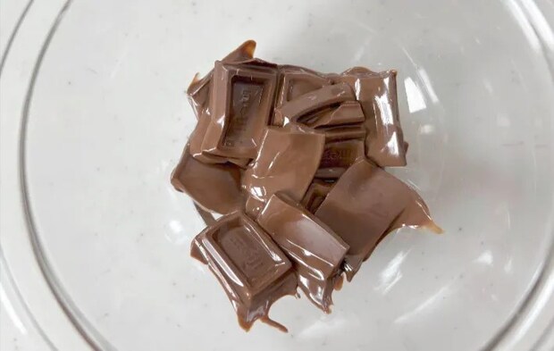 チョコレートが溶けた画像（撮影：エニママ）