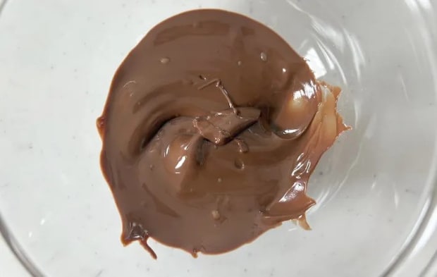 溶けたチョコレート（撮影：エニママ）