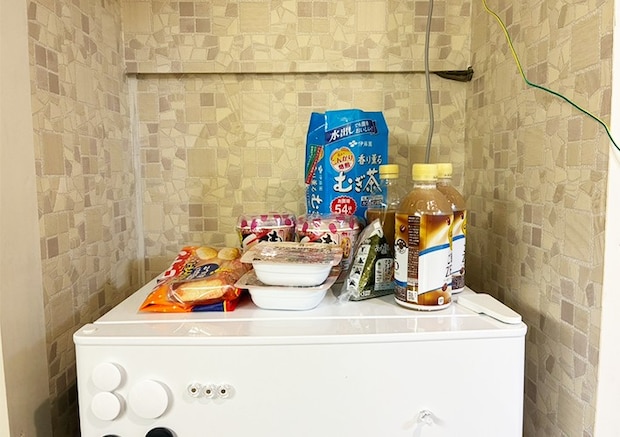 つっぱり棒の活用写真（撮影：grapeライフハック編集部）