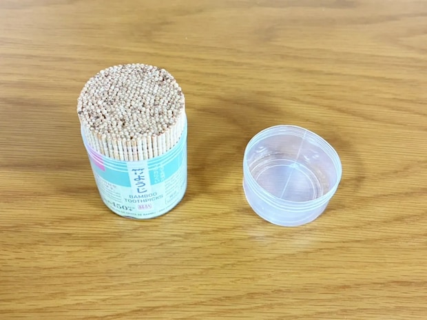 つまようじ『1本』を鍋蓋に挟むと… 洗い物が減る時短技に「座布団三枚」