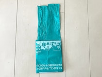 レジ袋をきれいに収納したいならやって！　話題の『四角形折り』【手順】