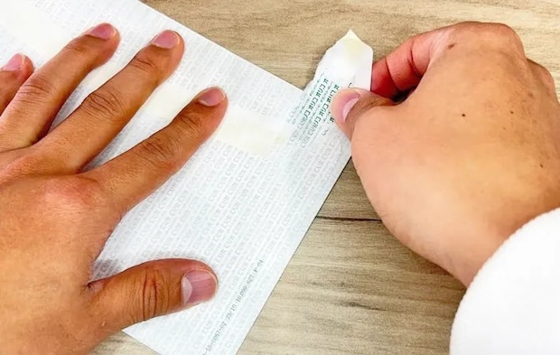 『封筒の意外な開け方』の写真（撮影：キジカク）