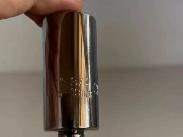 1本持っていて絶対損なし！　キャンドゥのコスパ最強工具に「想像以上に優秀」