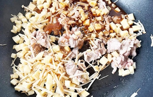 調味料を加えた画像（撮影：エニママ）