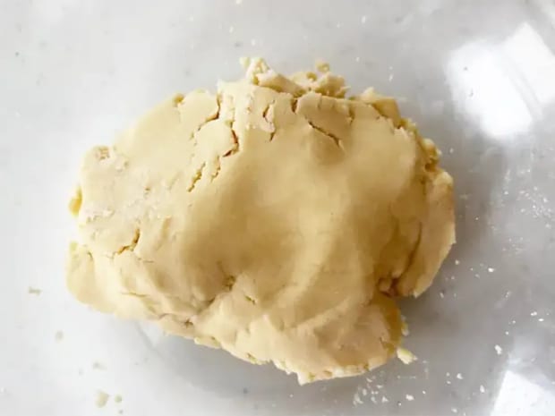 【作業時間10分】ホットケーキミックスと油を混ぜて焼くと… できたおやつが「簡単すぎた!」