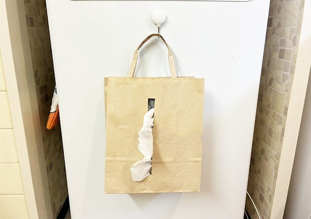 紙袋の活用写真（撮影：grapeライフハック編集部）