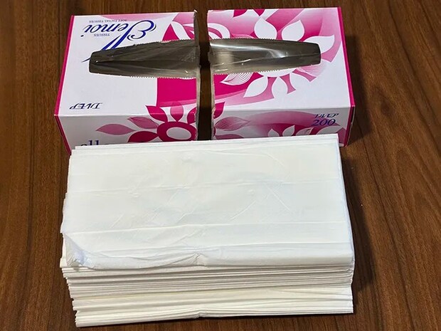 切り分けたボックスティッシュの写真（撮影：grapeライフハック編集部）