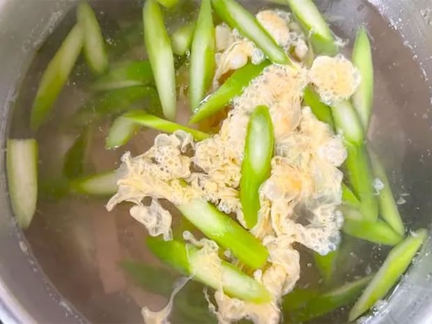 【春に食べたい】味噌汁の味変、入れた3つの具材が?「相性抜群」「作ってみたい」