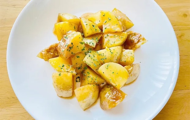 新じゃがいものバター照り煮が完成した画像（撮影：エニママ）