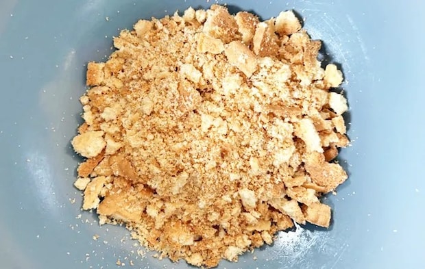 『チョコパイでチョコタルトケーキ』を作る写真（撮影：エニママ）