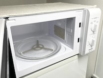 「とりあえずレンチン」はやめて！　専門機関が教える「電子レンジのNG」【6つの注意点】