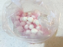 ピンクの液、捨てないで！　ジッパー袋でつけたモノに「夫が絶賛」「想像超えた」【岩下の新生姜】