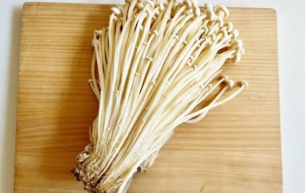 エノキの画像（撮影：エニママ）