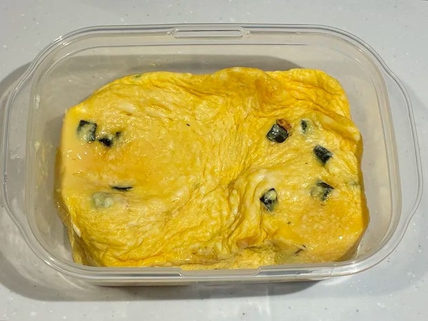 卵焼きが入ったタッパーの写真（撮影：grapeフード編集部）