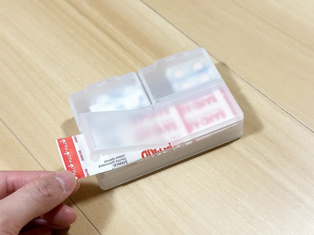 小物が細かく収納できる！　100円ショップで手に入れた『収納ケース』に「もっと早く出会いたかった」