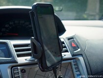 運転中の電話、スピーカーでも『ながらスマホ』になる？　元警察官に聞いた違反の条件